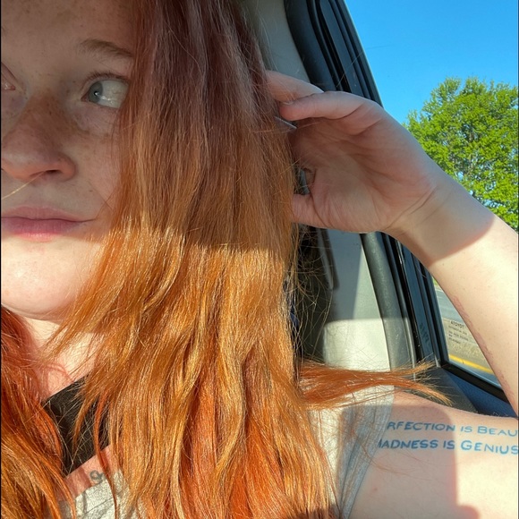 Meet your Posher, Kaylee - Picture 3 of 4